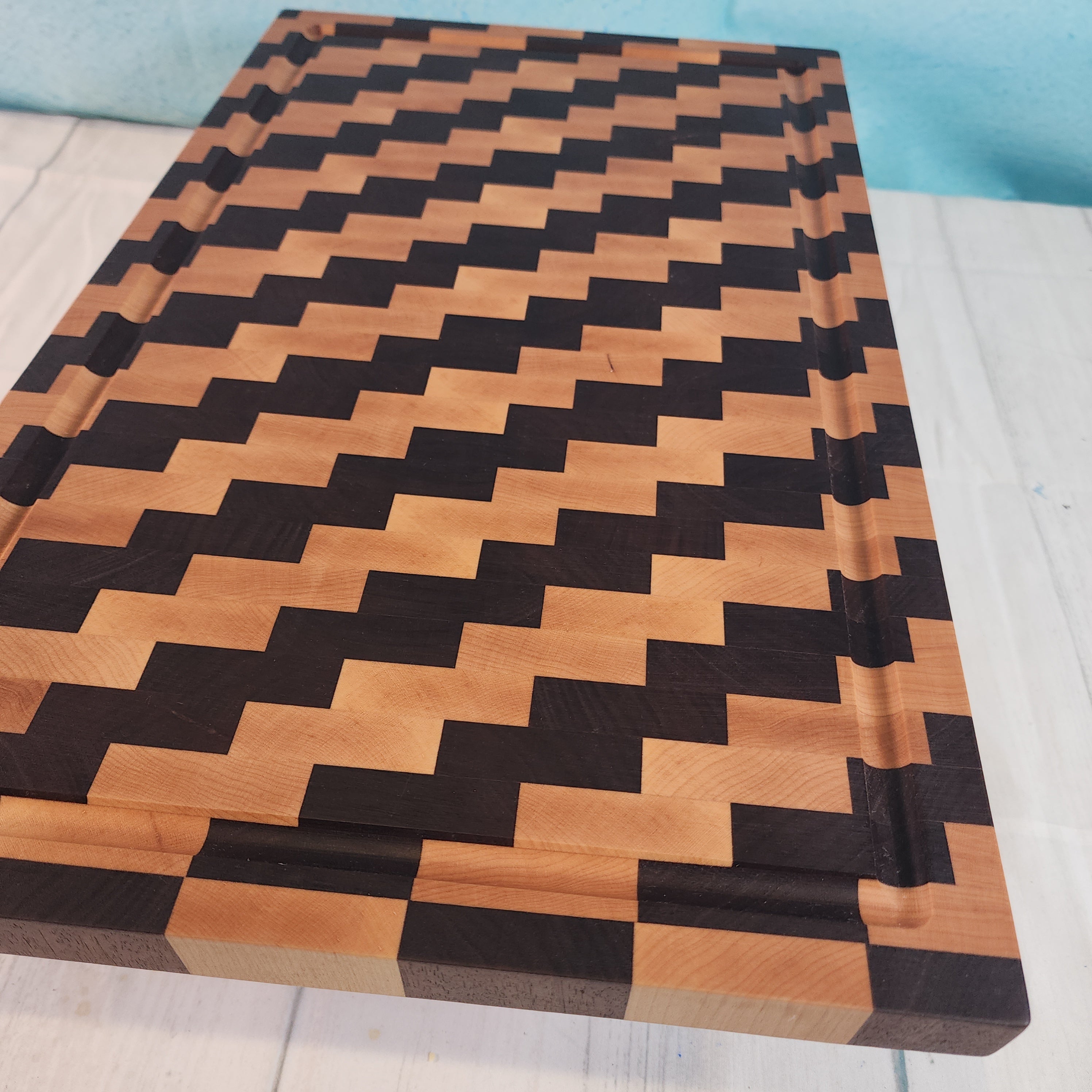 End-Grain Cutting Board - S1