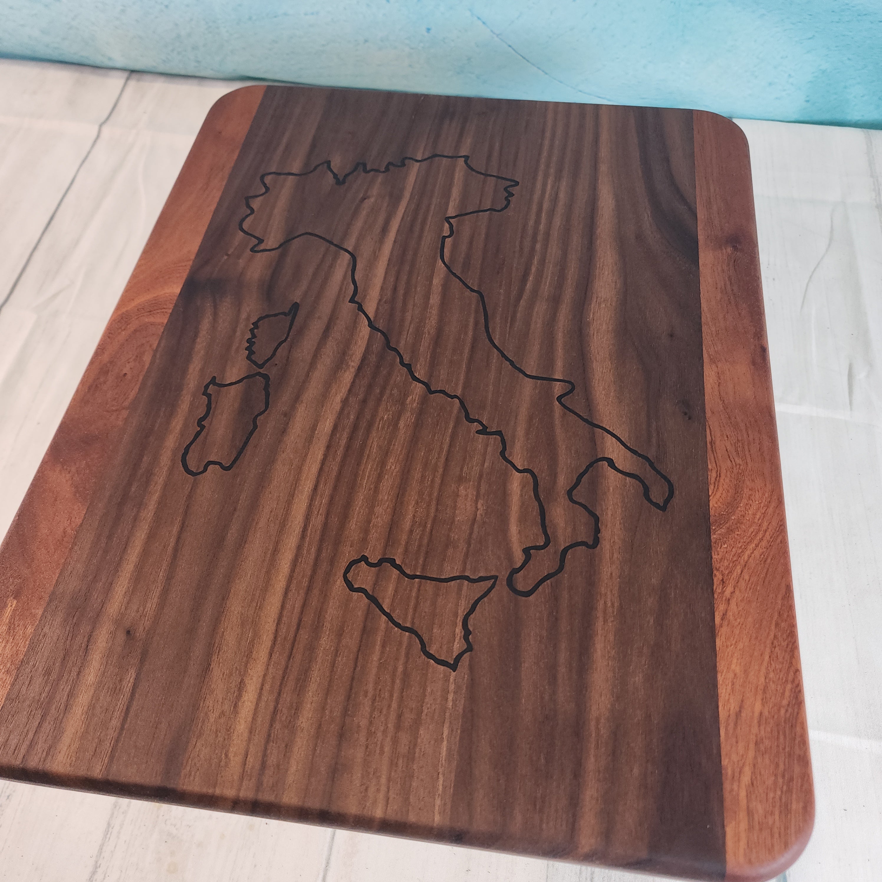 Charcuterie with Italy Inlay - Walnut/Sapele