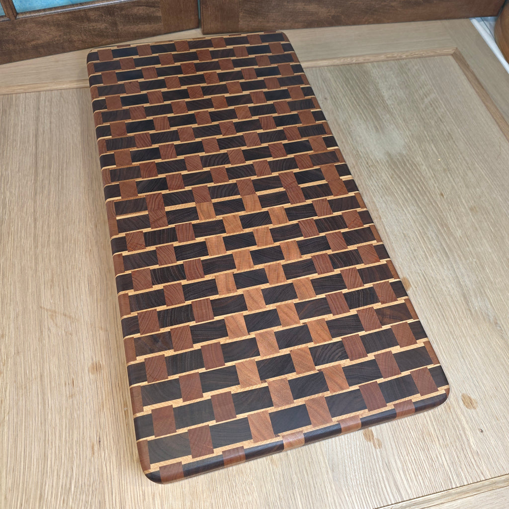 End-Grain Cutting Board - Weave Pattern