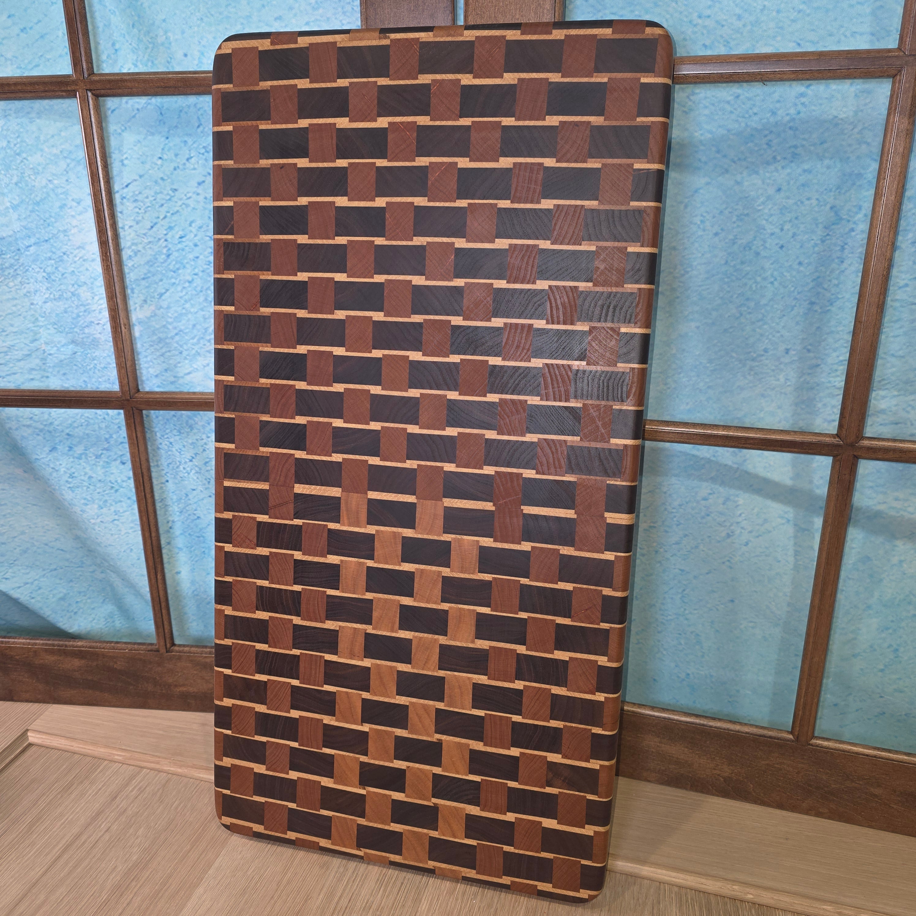 End-Grain Cutting Board - Weave Pattern