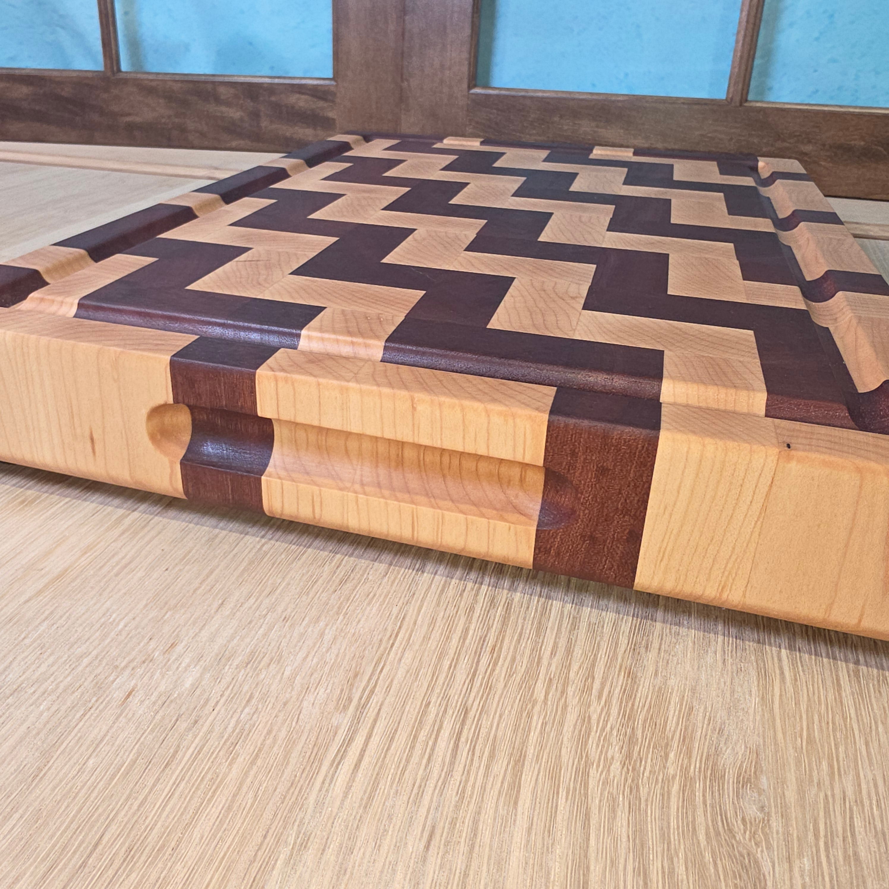 End-Grain Cutting Board - Stepped Pattern